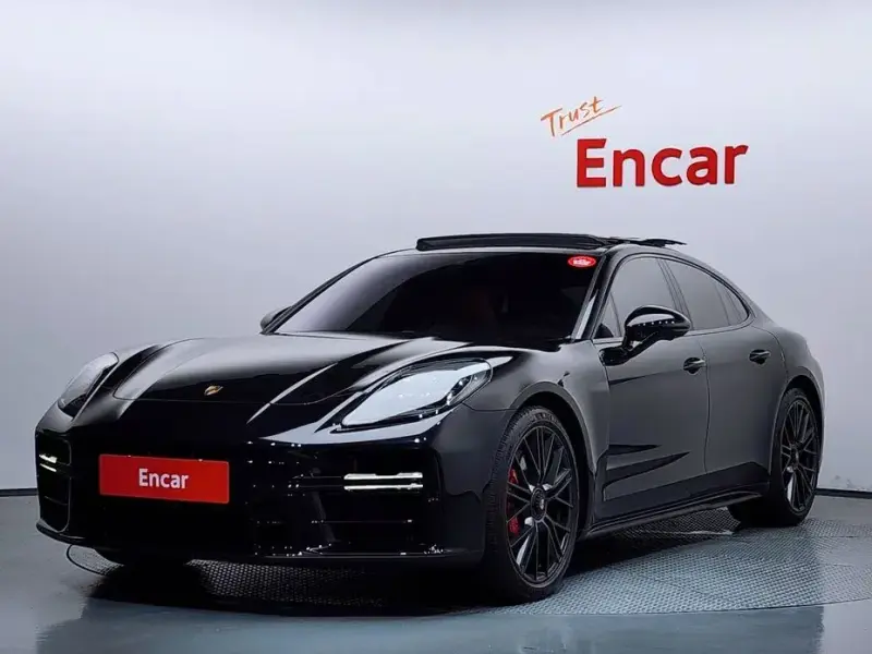 2025 Porsche Panamera с пробегом 19 633 км