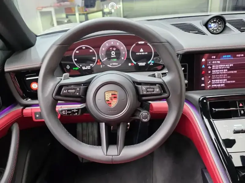 2024 Porsche Panamera с пробегом 12 542 км