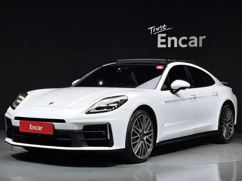 2024 Porsche Panamera с пробегом 12 318 км