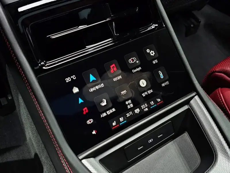 2024 Porsche Panamera с пробегом 12 318 км