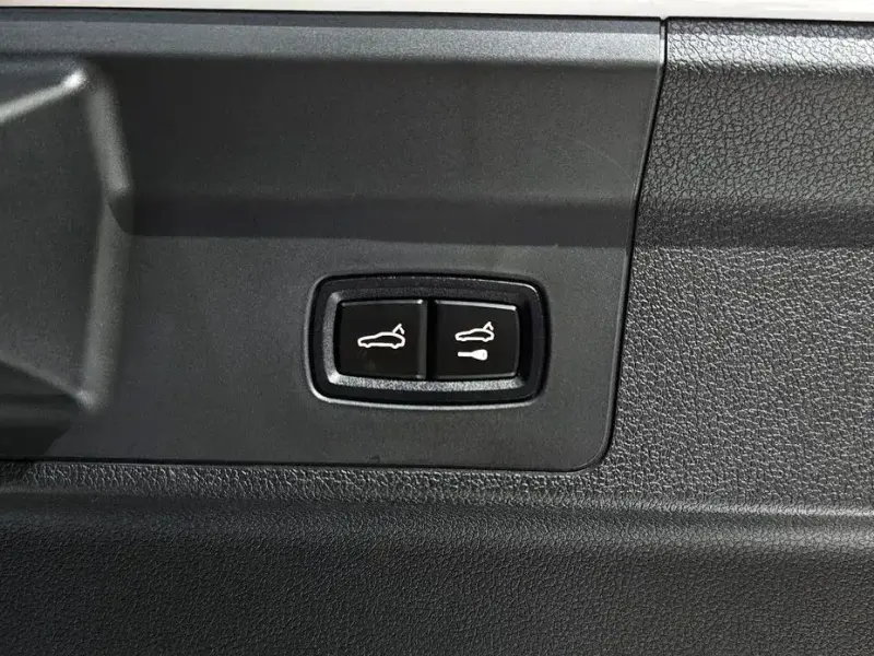 2024 Porsche Panamera с пробегом 12 318 км