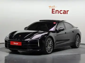2025 Porsche Panamera с пробегом 4 488 км