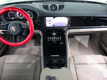 2025 Porsche Panamera с пробегом 4 488 км