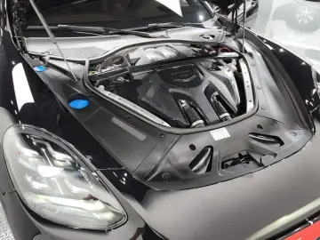 2024 Porsche Panamera с пробегом 33 415 км