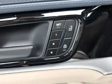 2025 Porsche Panamera с пробегом 4 488 км