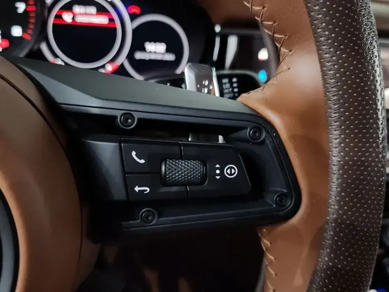 2024 Porsche Panamera с пробегом 33 415 км