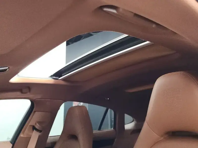 2024 Porsche Panamera с пробегом 33 415 км