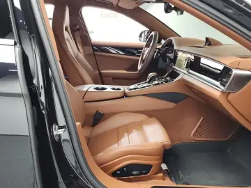 2024 Porsche Panamera с пробегом 33 415 км