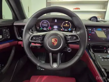 2025 Porsche Panamera с пробегом 7 927 км