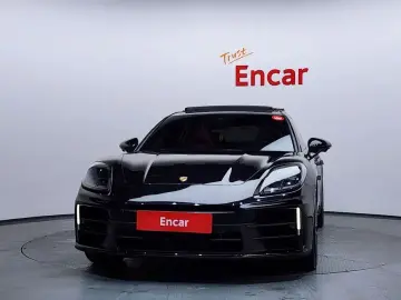 2024 Porsche Panamera с пробегом 23 762 км