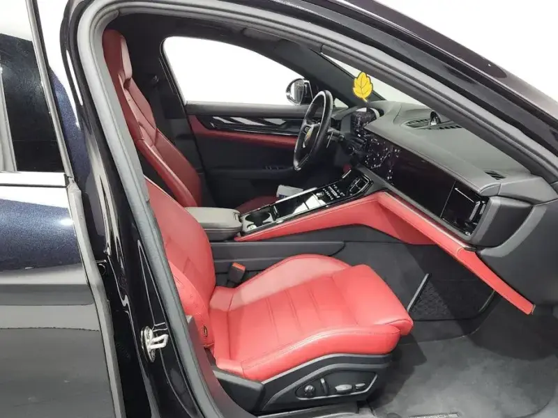 2024 Porsche Panamera с пробегом 23 762 км