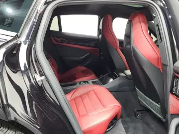 2024 Porsche Panamera с пробегом 23 762 км
