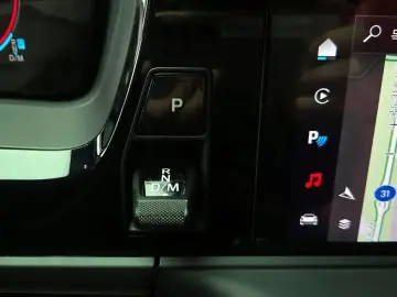 2025 Porsche Panamera с пробегом 12 713 км