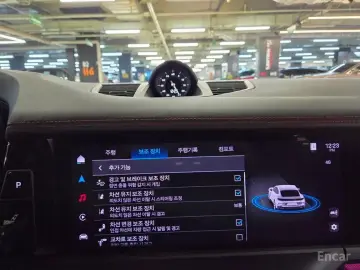 2025 Porsche Panamera с пробегом 3 800 км