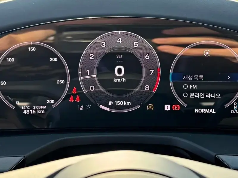 2024 Porsche Panamera с пробегом 4 700 км