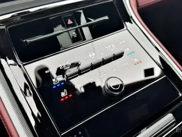 2024 Porsche Panamera с пробегом 2 200 км