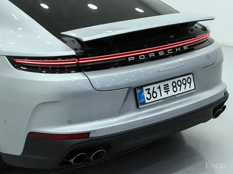 2025 Porsche Panamera с пробегом 2 910 км