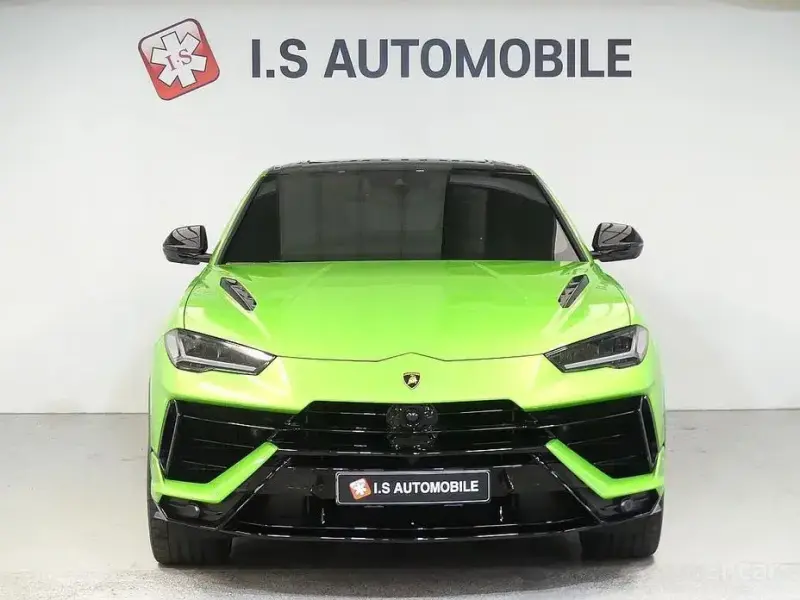 2024 Lamborghini Urus с пробегом 9 000 км