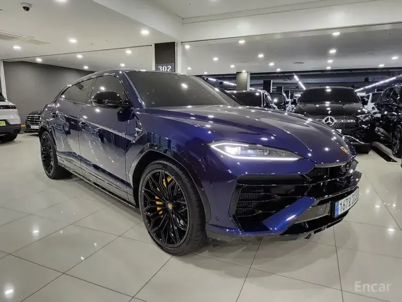 2025 Lamborghini Urus с пробегом 51 км