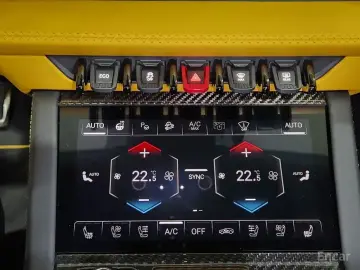 2025 Lamborghini Urus с пробегом 51 км