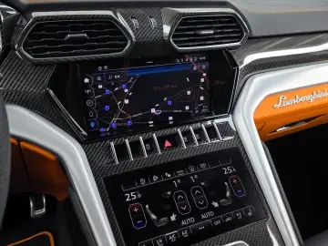 2024 Lamborghini Urus с пробегом 14 945 км