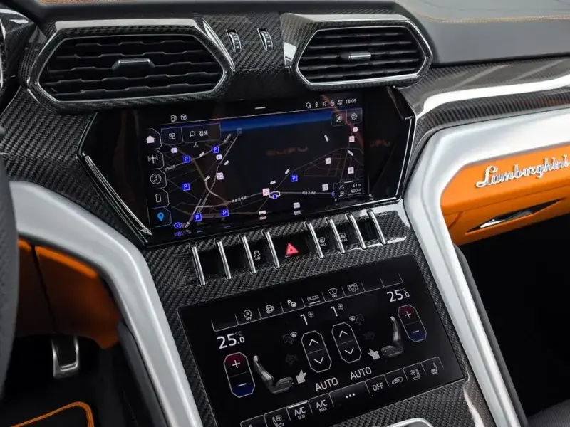 2024 Lamborghini Urus с пробегом 14 945 км