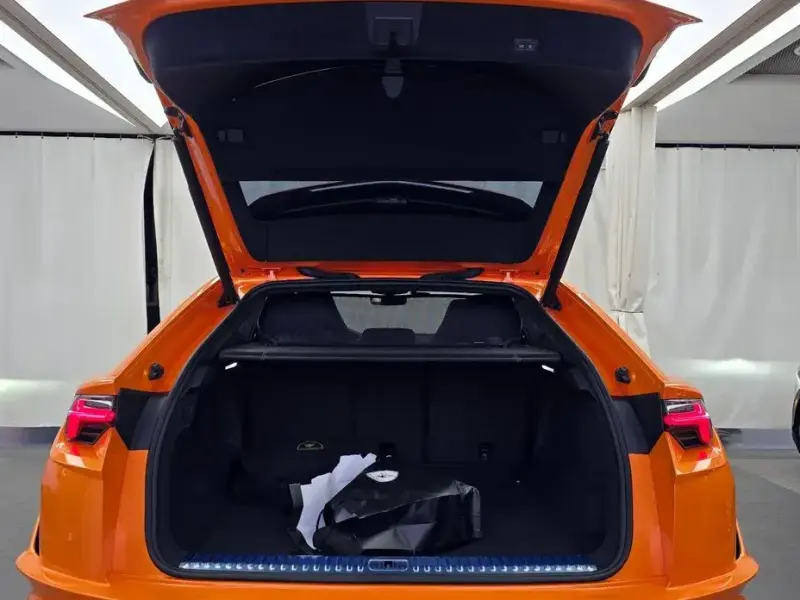 2024 Lamborghini Urus с пробегом 14 945 км