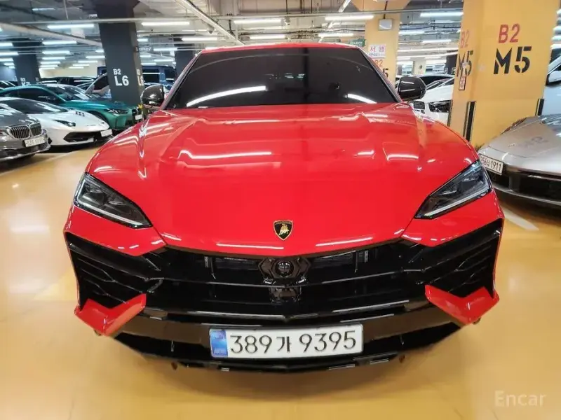 2025 Lamborghini Urus с пробегом 53 км