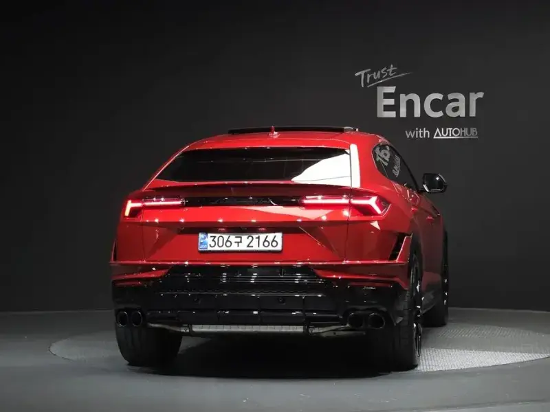 2024 Lamborghini Urus с пробегом 1 578 км