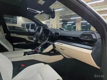 2023 Lamborghini Urus с пробегом 17 460 км