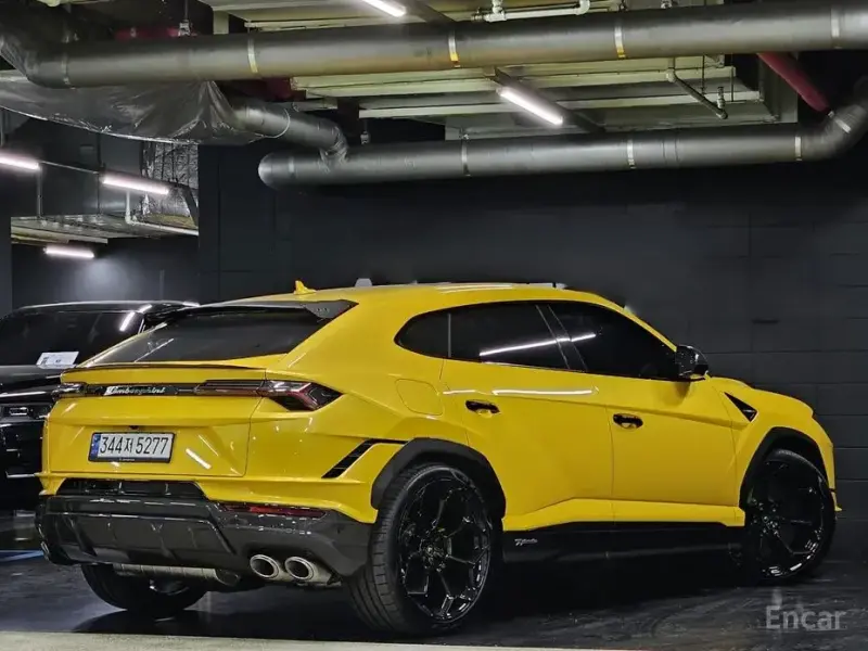 2024 Lamborghini Urus с пробегом 630 км
