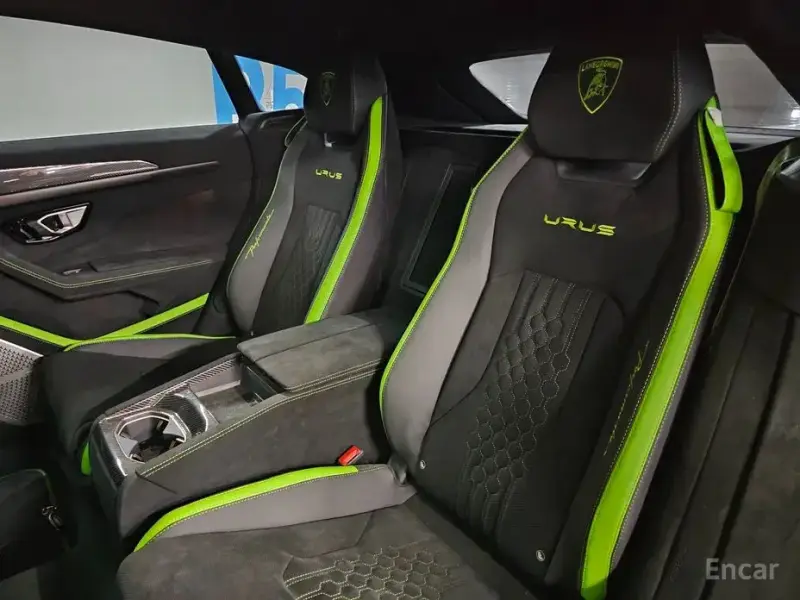 2024 Lamborghini Urus с пробегом 630 км