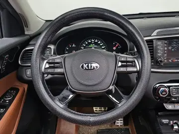 2018 Kia Sorento с пробегом 136 473 км