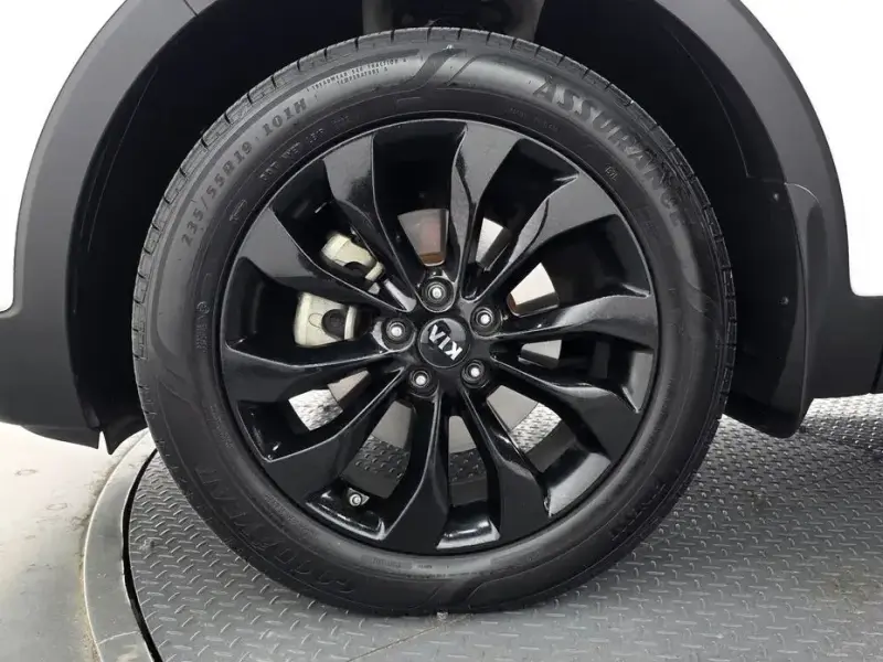 2017 Kia Sorento с пробегом 130 318 км