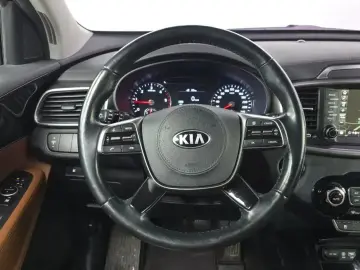 2018 Kia Sorento с пробегом 83 802 км