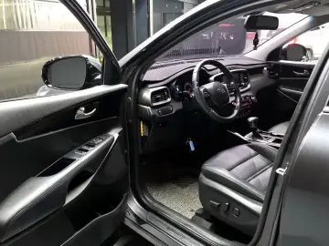2018 Kia Sorento с пробегом 42 968 км