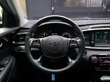2018 Kia Sorento с пробегом 42 968 км