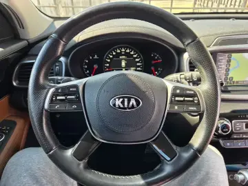 2019 Kia Sorento с пробегом 141 800 км
