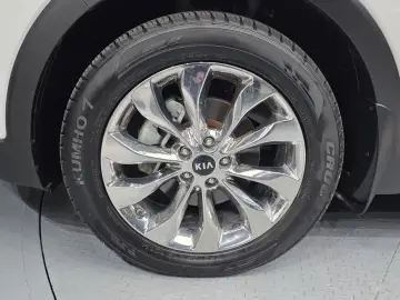 2017 Kia Sorento с пробегом 106 271 км