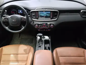2017 Kia Sorento с пробегом 106 271 км
