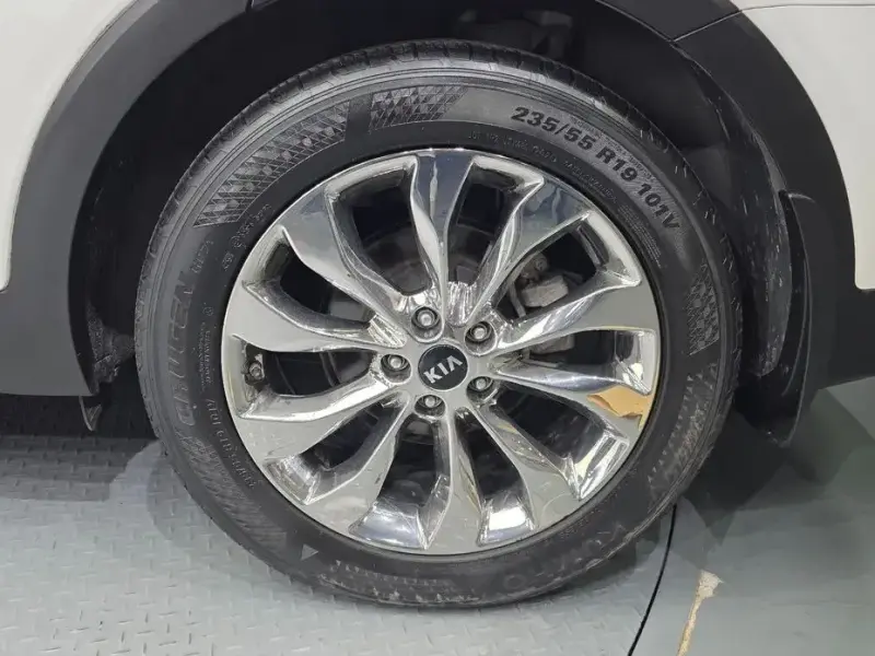 2017 Kia Sorento с пробегом 106 271 км