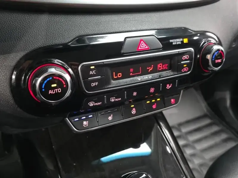 2018 Kia Sorento с пробегом 138 307 км