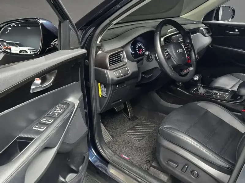 2019 Kia Sorento с пробегом 64 240 км