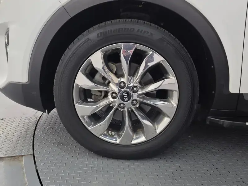 2017 Kia Sorento с пробегом 130 802 км