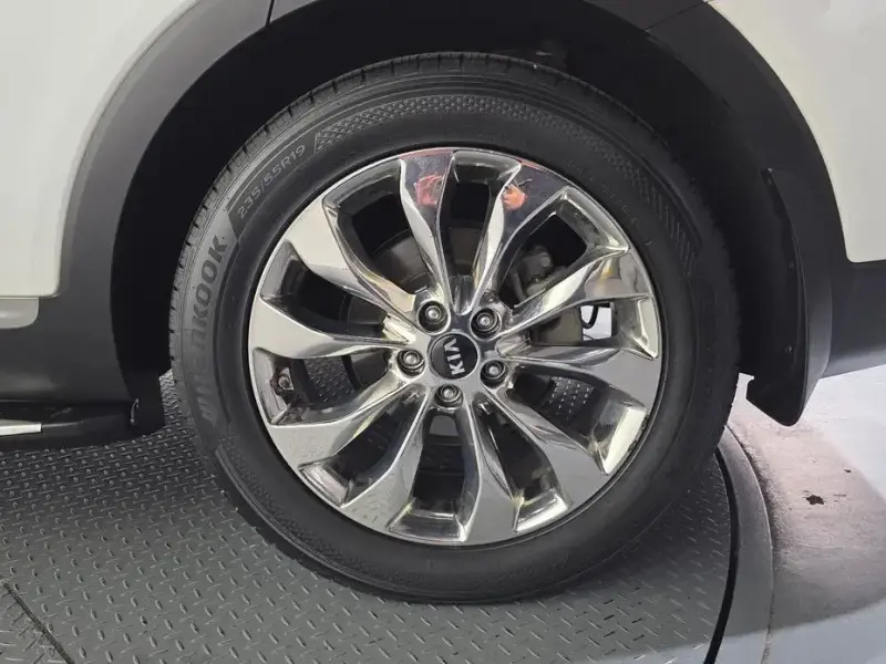 2017 Kia Sorento с пробегом 130 802 км