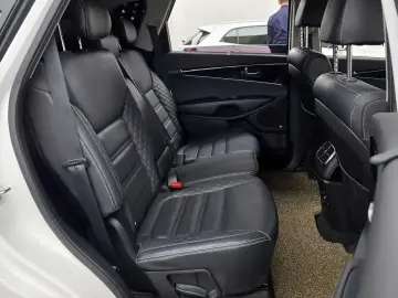 2020 Kia Sorento с пробегом 58 647 км
