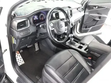 2018 Kia Sorento с пробегом 83 330 км