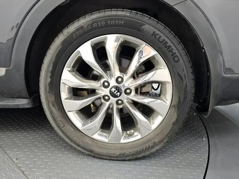 2018 Kia Sorento с пробегом 69 983 км