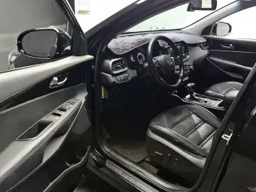 2018 Kia Sorento с пробегом 83 527 км