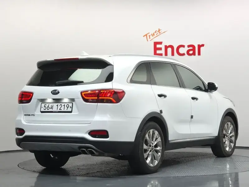 2017 Kia Sorento с пробегом 136 333 км